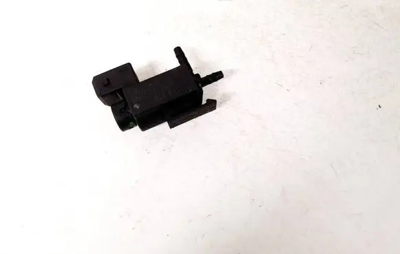 BMW 5 F10 F11 Turbo solenoid valve 7810831 70231800