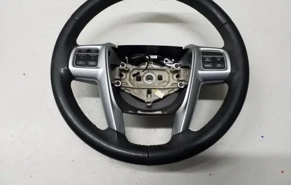 Chrysler Town & Country V Steering wheel P1WC17DX9AC C3718040