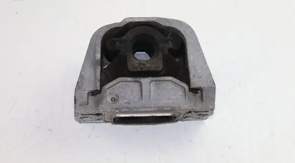 Audi TT TTS Mk2 Engine mount bracket 8J0199262