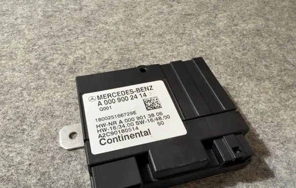 Mercedes-Benz E W213 Fuel injection pump control unit/module A0009002414