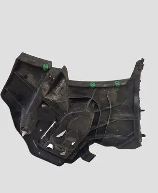 Volvo V40 Rear bumper mounting bracket 31395104