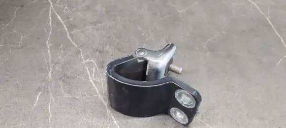 Audi A4 S4 B6 8E 8H Tailgate hinge 4b9827299b