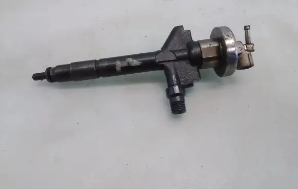 Mazda 6 Fuel injector 13H50