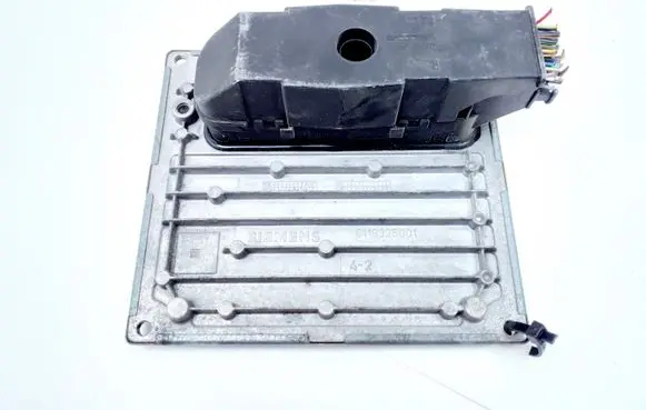 Ford Focus Engine control unit/module S118934202B 2GMB