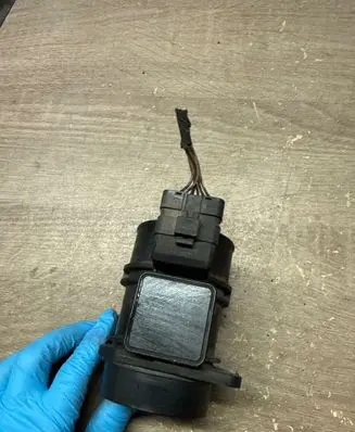 Renault Scenic II - Grand scenic II Mass air flow meter 5WK9620 55158282 7700109812