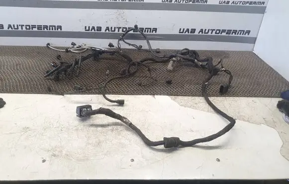Skoda Yeti (5L) Engine installation wiring loom 
