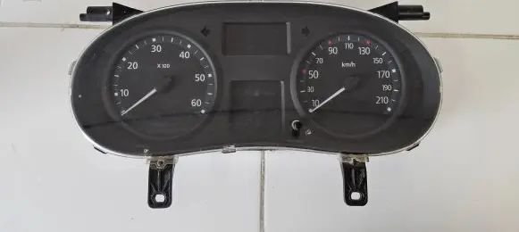 Renault Trafic II (X83) Speedometer (instrument cluster) P8200283194D NS8414805V 281123748