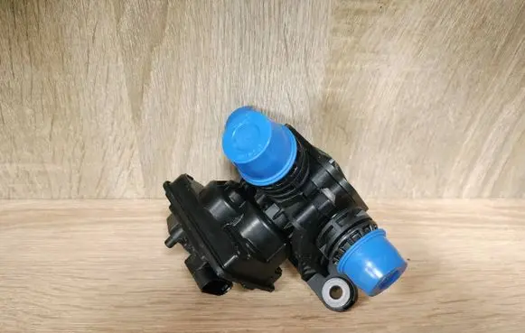 BMW i4 Electric auxiliary coolant/water pump 9462114