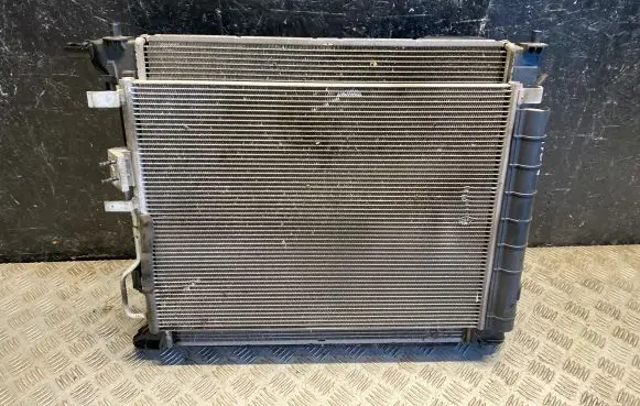 Hyundai Tucson TL Coolant radiator F200NFFBB0