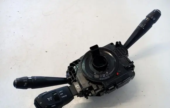 Peugeot 3008 II Headlight wiper switch 98312608ZD