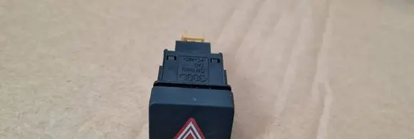 Audi A4 S4 B9 8W Hazard light switch 8W0941509A