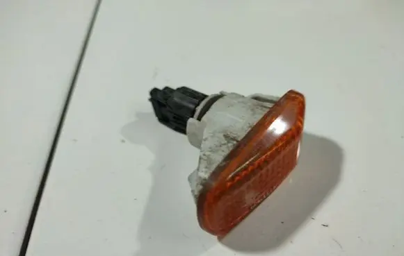 Honda Civic Front fender indicator light 6R016528