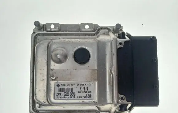 Hyundai i10 Engine control unit/module 9001143237 3910104591 8734250515