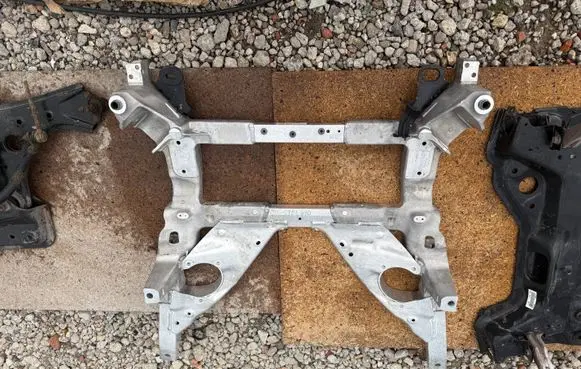 Alfa Romeo Stelvio Front subframe 00505505910