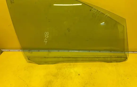 Ford C-MAX I Front door window glass four-door E143R001025
