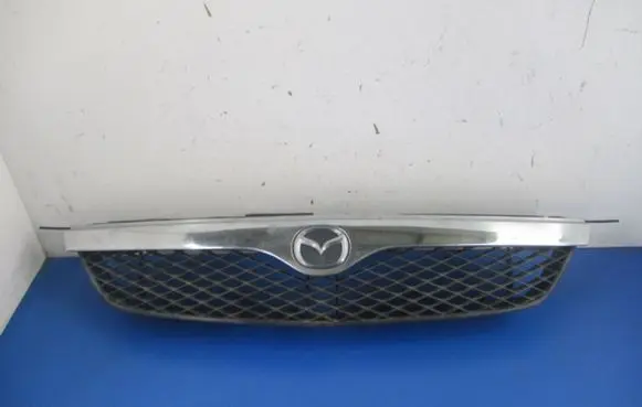 Mazda 323 Front grill