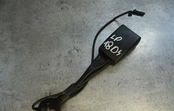 Audi A8 S8 D4 4H Front seatbelt buckle 4H0857755C