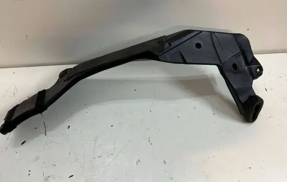 Mazda 2 Air intake hose/pipe DG7R61272