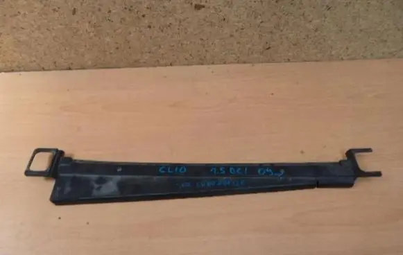 Renault Clio III Radiator trim 628952659R