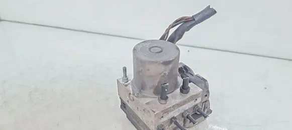 Audi A4 S4 B7 8E 8H ABS Pump 8E0614517BB 8E0910517C