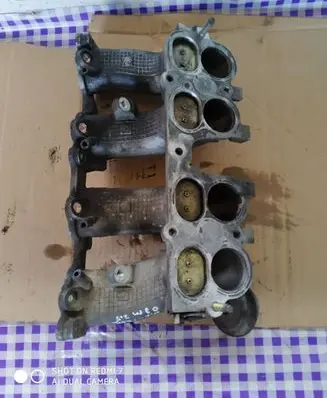 Nissan X-Trail T30 Intake manifold AKEO2