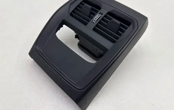 Rear air vent grill