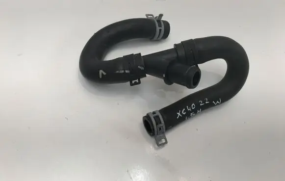 Volvo XC40 Engine coolant pipe/hose 32138266