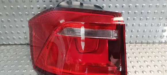 Volkswagen Golf Sportsvan Rear/tail lights 510945095H