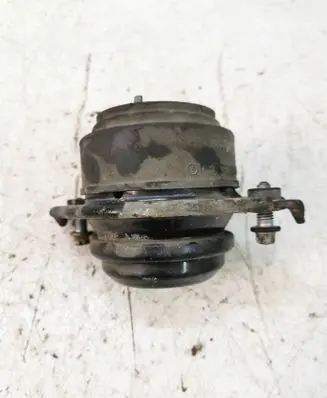 Mercedes-Benz ML W164 Engine mount bracket A2512403117