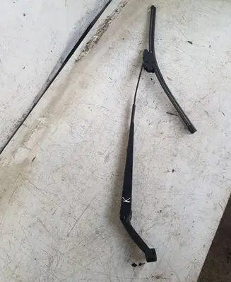 Toyota Corolla E120 E130 Windshield/front glass wiper blade 