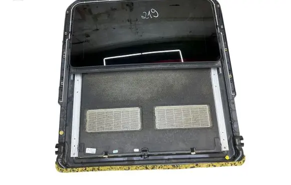 Mercedes-Benz CLS C219 Sunroof set A2197800329 2197800329