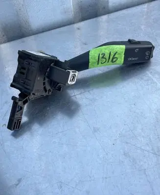 Volkswagen Golf V Wiper control stalk 1K0953519A 06112406 50663285798