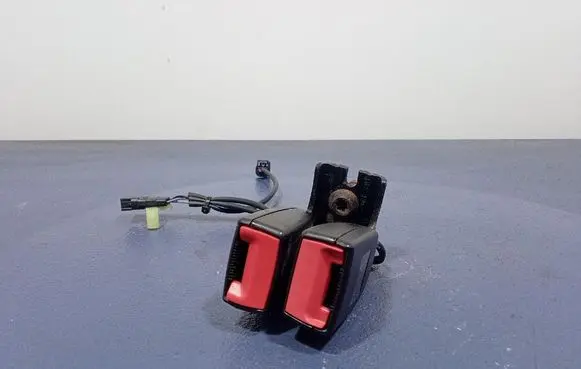 Ford Mondeo MK I Front seatbelt DS73F613K21