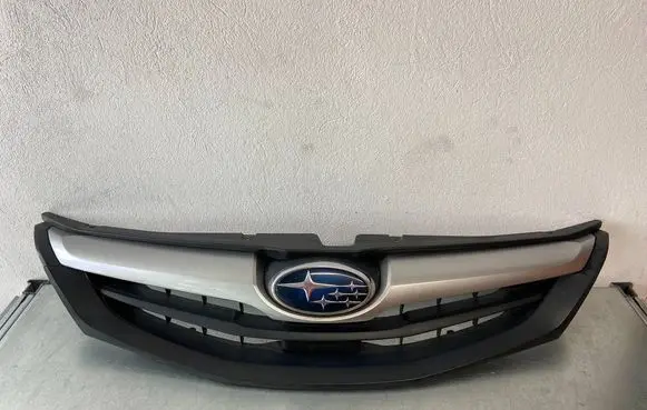 Subaru Impreza III Front grill 