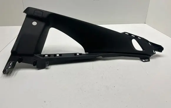 (D)pillar trim (top)