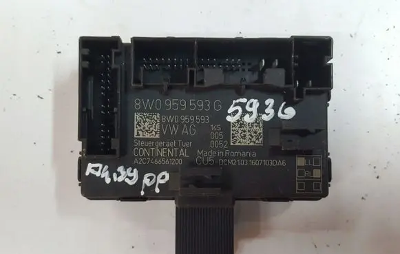 Audi A4 S4 B9 Door control unit/module 8W0959593G