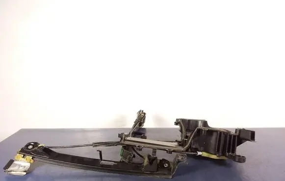 Seat Leon (1P) Front door window regulator with motor 1P0837401E
