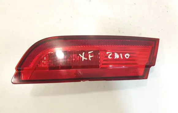 Jaguar XF X250 Tailgate rear/tail lights 8X2315K272 8X2315K272CD