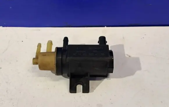 Mercedes-Benz E W212 Turbo solenoid valve A0091533128