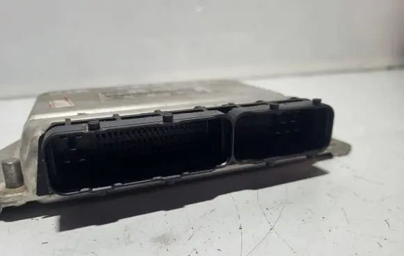 KIA Carens I Engine control unit/module 3912127310 86RSTI02 0281011024