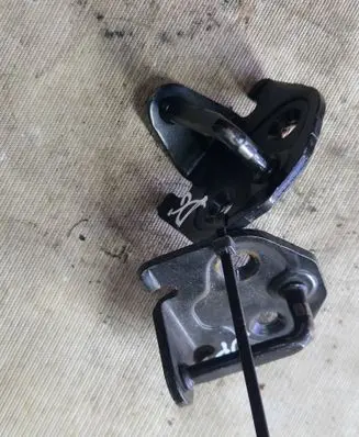 Ford Kuga I Rear door lock loop/hook striker 3M51R21982BF C75FB C75RB