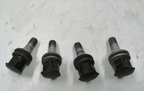 Opel Corsa F Nuts/bolts 