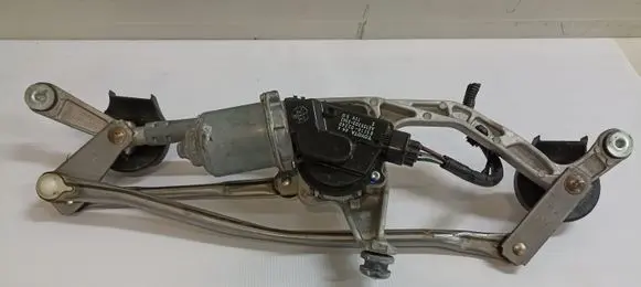Toyota Auris E180 Front wiper linkage and motor 8511002340