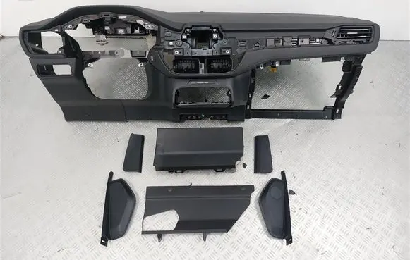 Ford Kuga III Dashboard LV4B-S04326-B