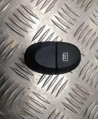 Renault Megane I Windscreen/window heater switch 841243B 96295