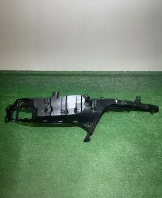 BMW X3 G01 Front bumper mounting bracket 8081895