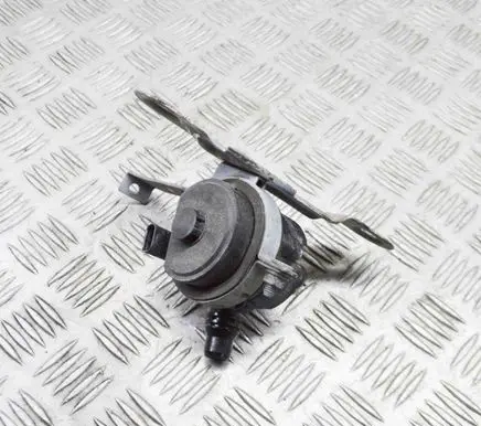 BMW X4 G02 Electric auxiliary coolant/water pump A0005001486 8625682