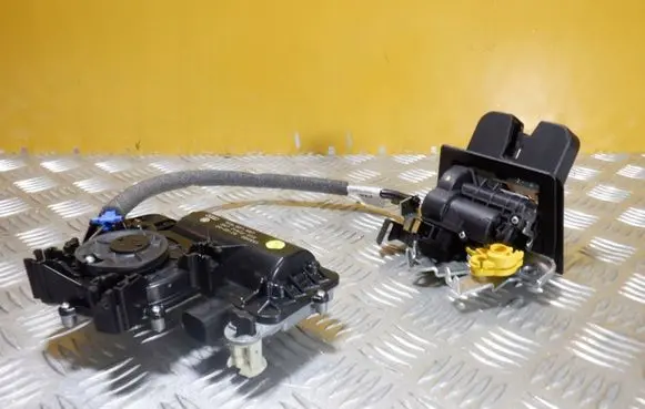 Tailgate/trunk/boot lift motor