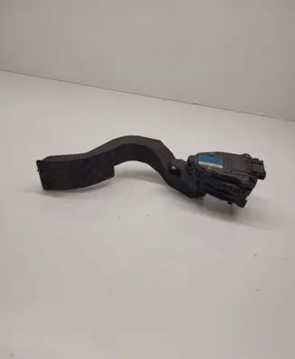 Audi A4 S4 B5 8D Accelerator throttle pedal 8D1723523 6PV007770