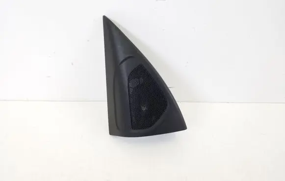 Volvo V60 Other front door trim element 8648748